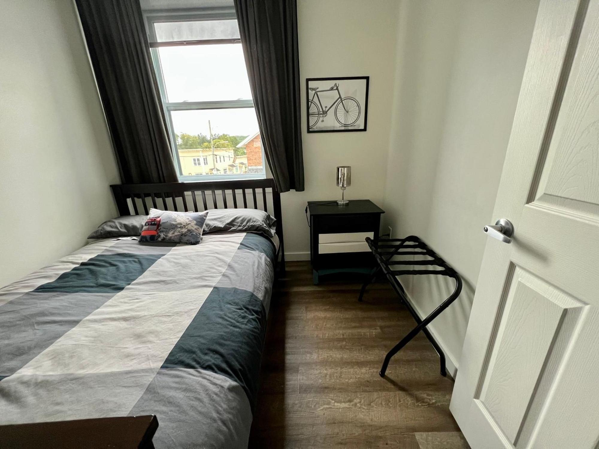 Sutton - Condo Au Coeur Du Village Luaran gambar